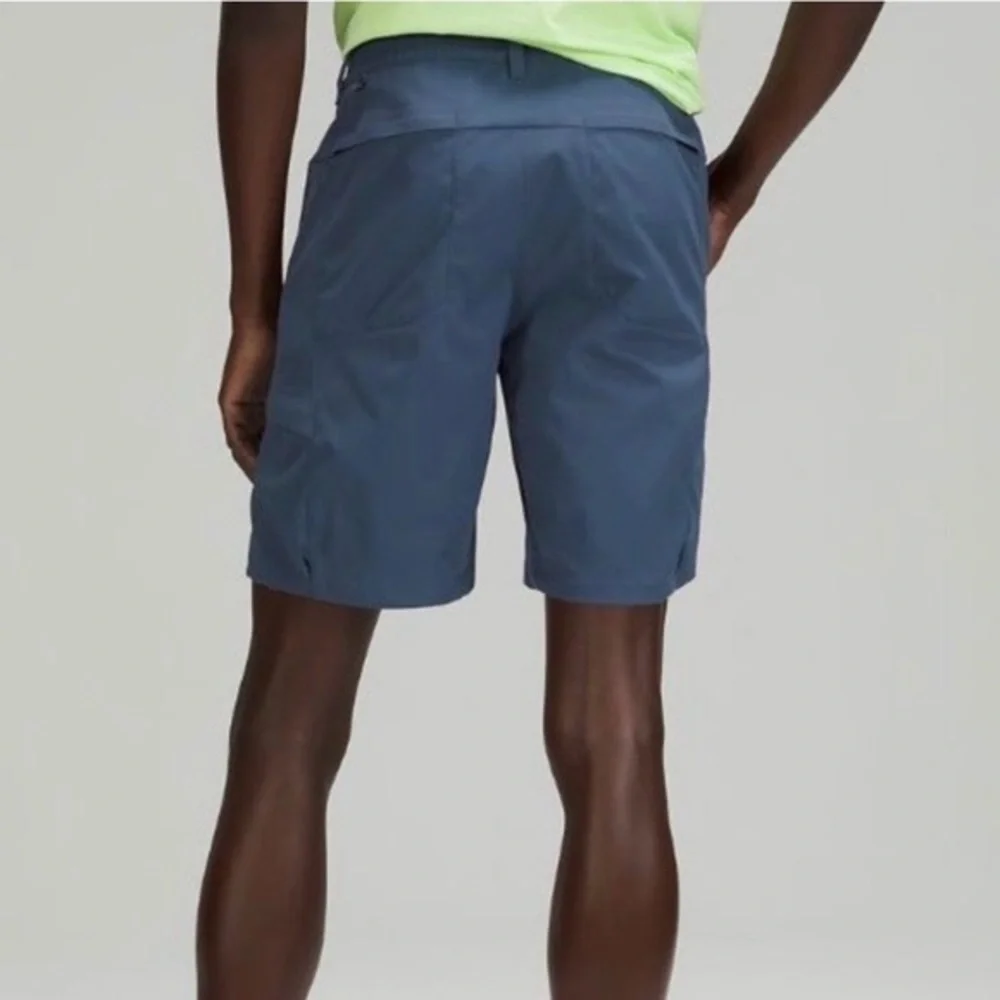 LULULEMON Men’s Utility Cargo Short Iron Blue Pockets Shorts Size 30